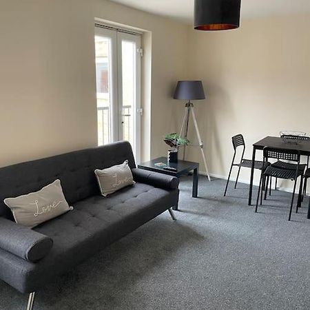 Lovely 1 Bedroom Studio Apartment - 梅瑟蒂德菲尔 外观 照片