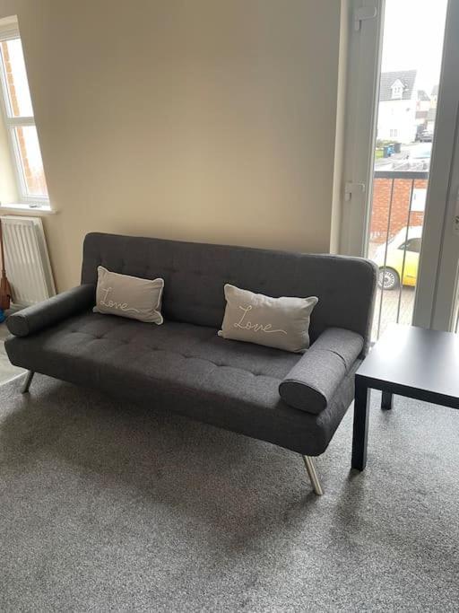 Lovely 1 Bedroom Studio Apartment - 梅瑟蒂德菲尔 外观 照片
