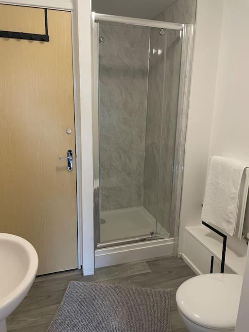 Lovely 1 Bedroom Studio Apartment - 梅瑟蒂德菲尔 外观 照片